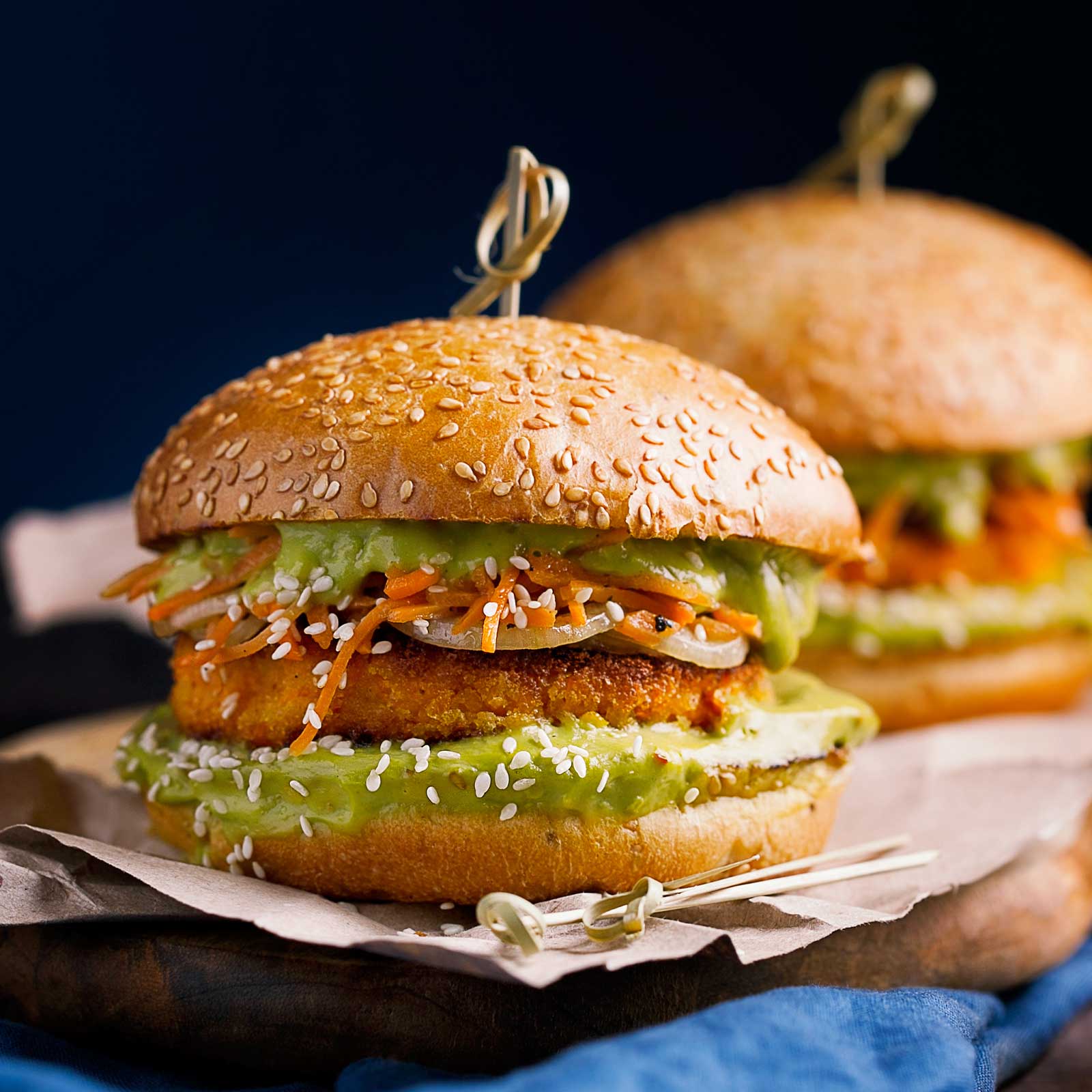 Burger’Z con Quinoa, Carote e Patate Dolci con maionese al rosmarino