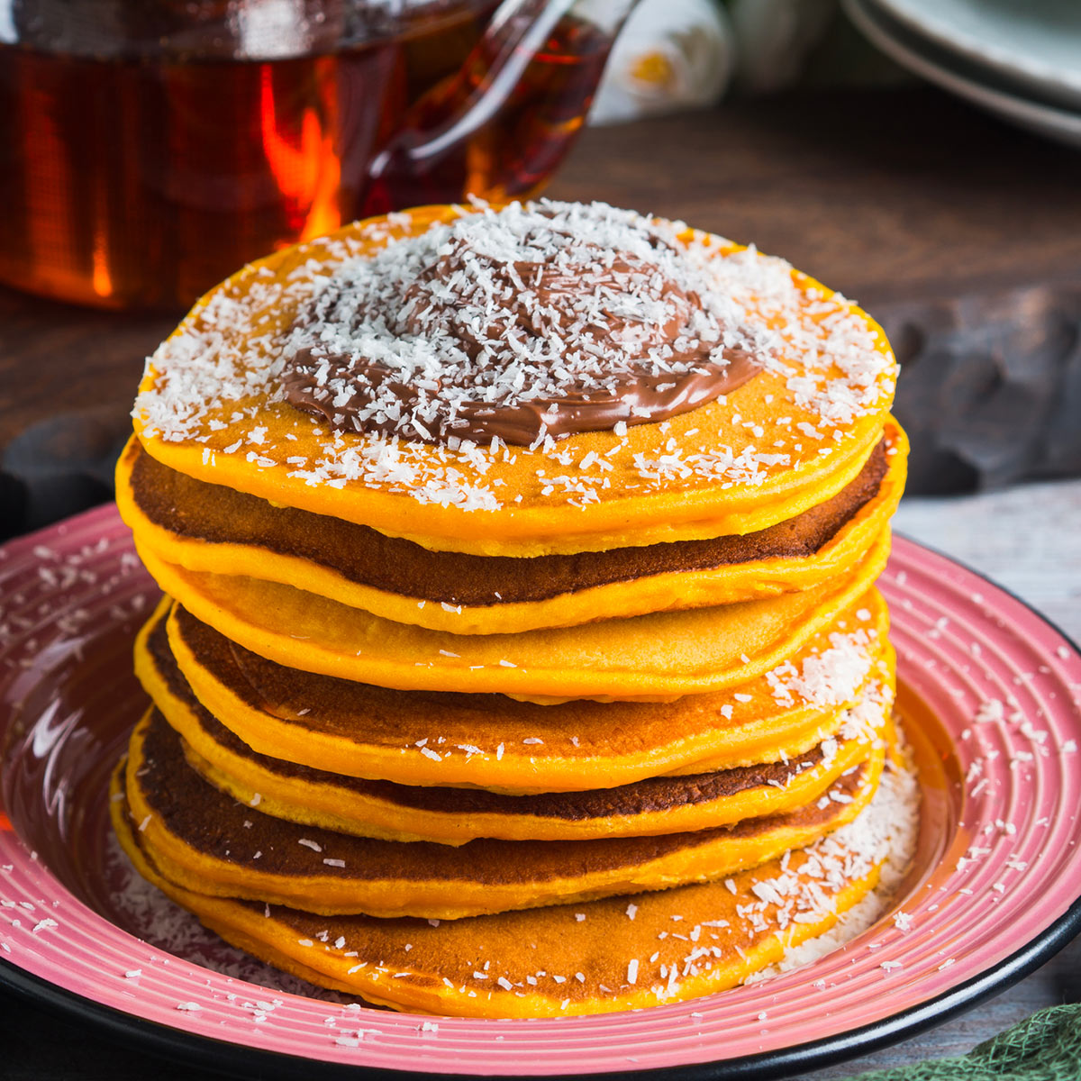 Pancakes di carote, mandorle e cioccolato… per una colazione super dolce!